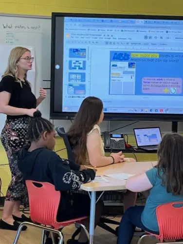 Teachers Learn Project-Based Skills Through STEM Partnership